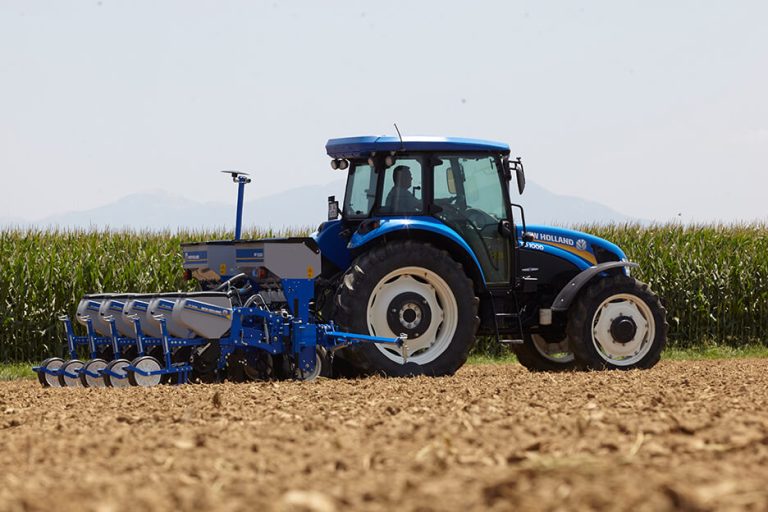 New-Holland-Kayar-Sasili-Hassas-Ekim-Makinesi_0001__MG_4342